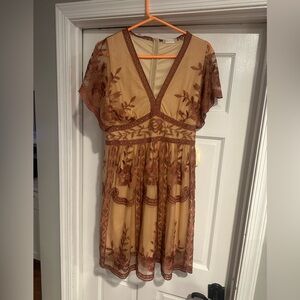 Nwt fully lined lace dress.